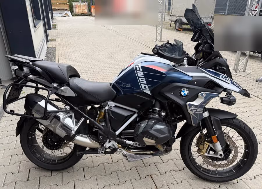 BMW R 1250 GS Trophy, Haftpflichtschaden · Totalschaden: Gesamtansicht