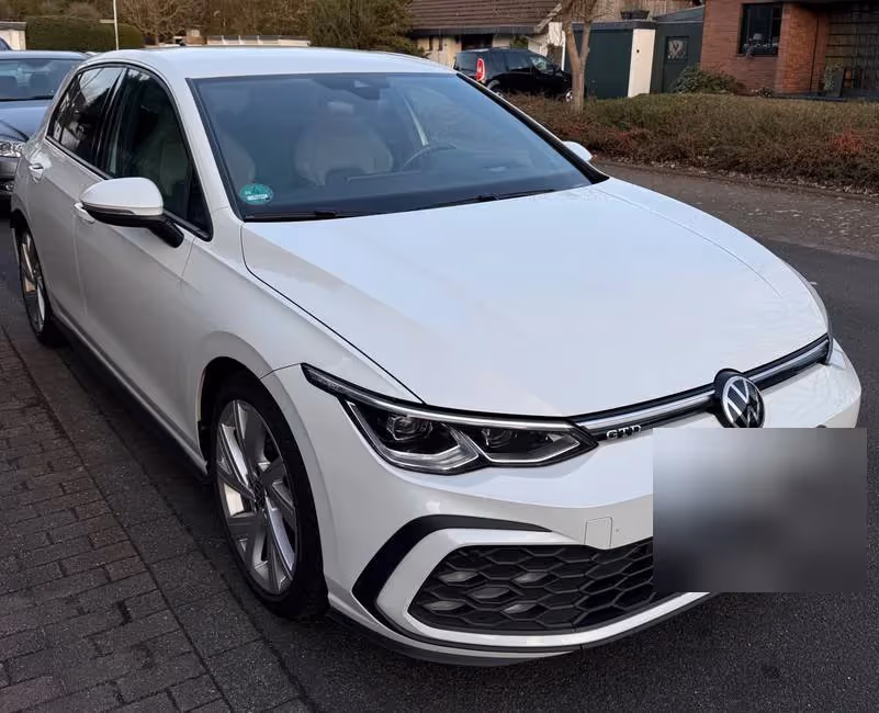 VW Golf 8 GTD — Schadenbild aus dem Gutachten — Bild 1 von 4