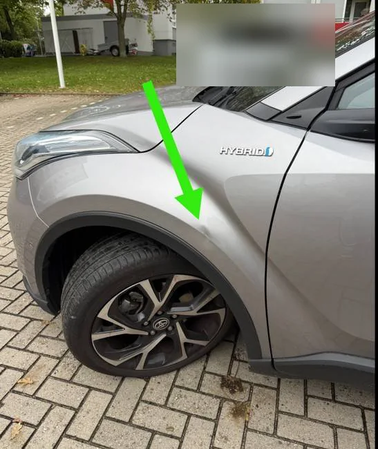 Toyota C-HR Hybrid — Schadenbild — Bild 3 von 4