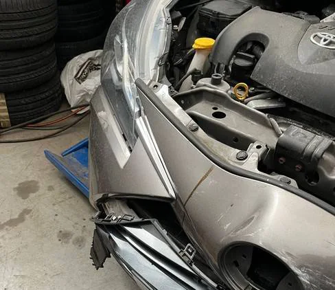 Toyota Yaris Y20 — Schadenbild aus dem Gutachten — Bild 4 von 4